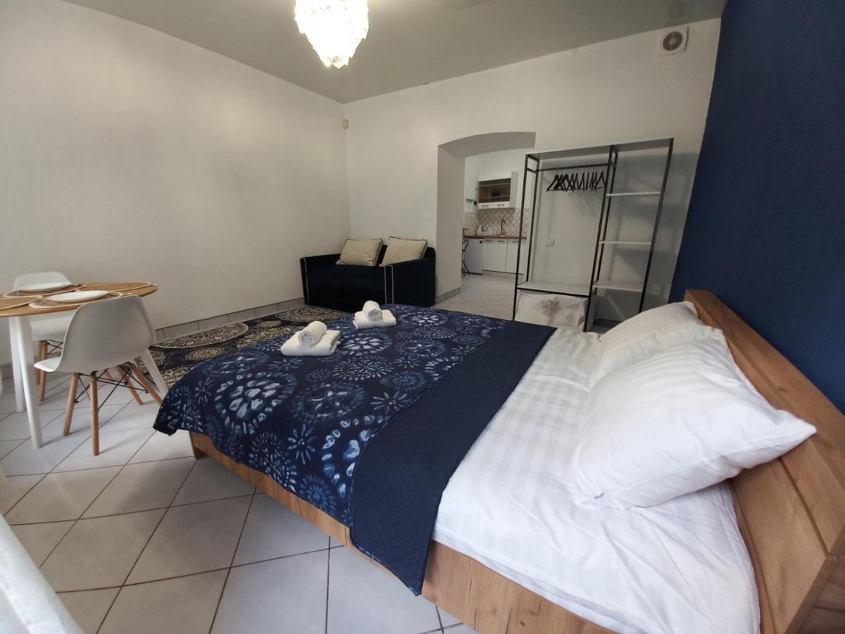 Charming Apartments In The Heart Of Lviv - Valova, Nasypna Str Zewnętrze zdjęcie